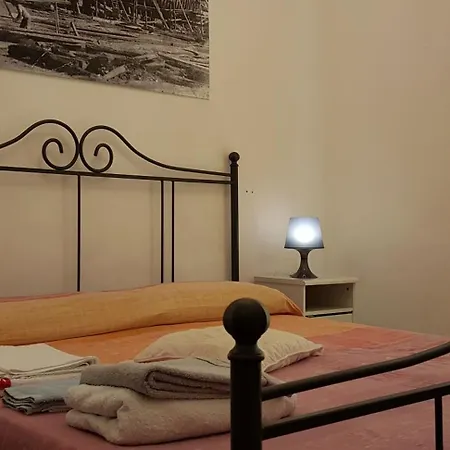 Apartments Viareggio ヴィアレッジョ