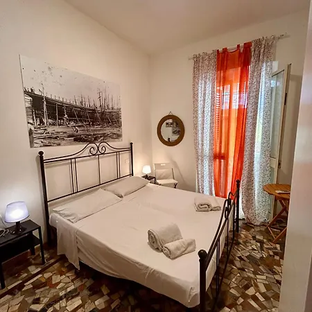 Apartments Viareggio ヴィアレッジョ