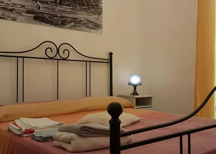 Apartments Viareggio В'яреджо